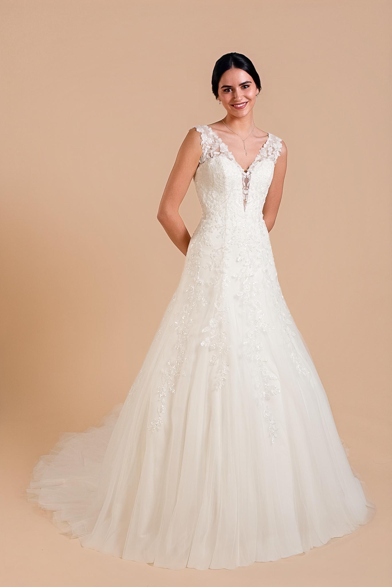 INAYA-6021_(2) Robe de mariée Inaya collection Eglantine 2027