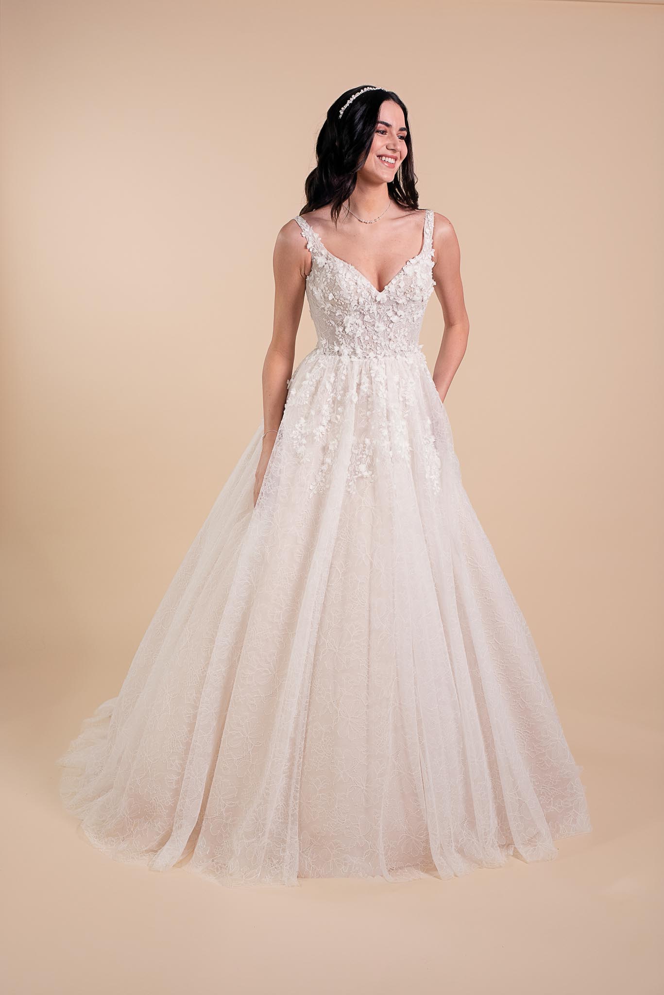 INDIANNA_DSC5050_(2)-2 Robe de mariée Indianna, collection Eglantine 2027.