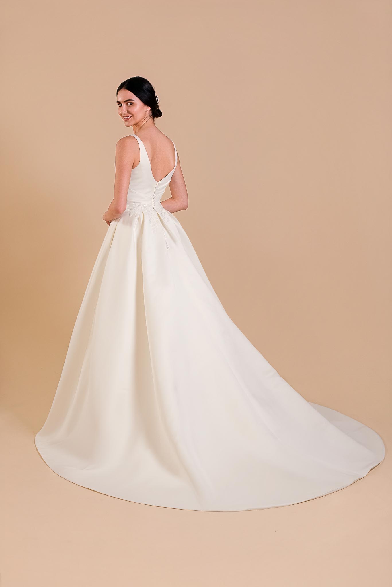 INSOLITE-5769 Robe de mariée Insolite collection Eglantine 2027