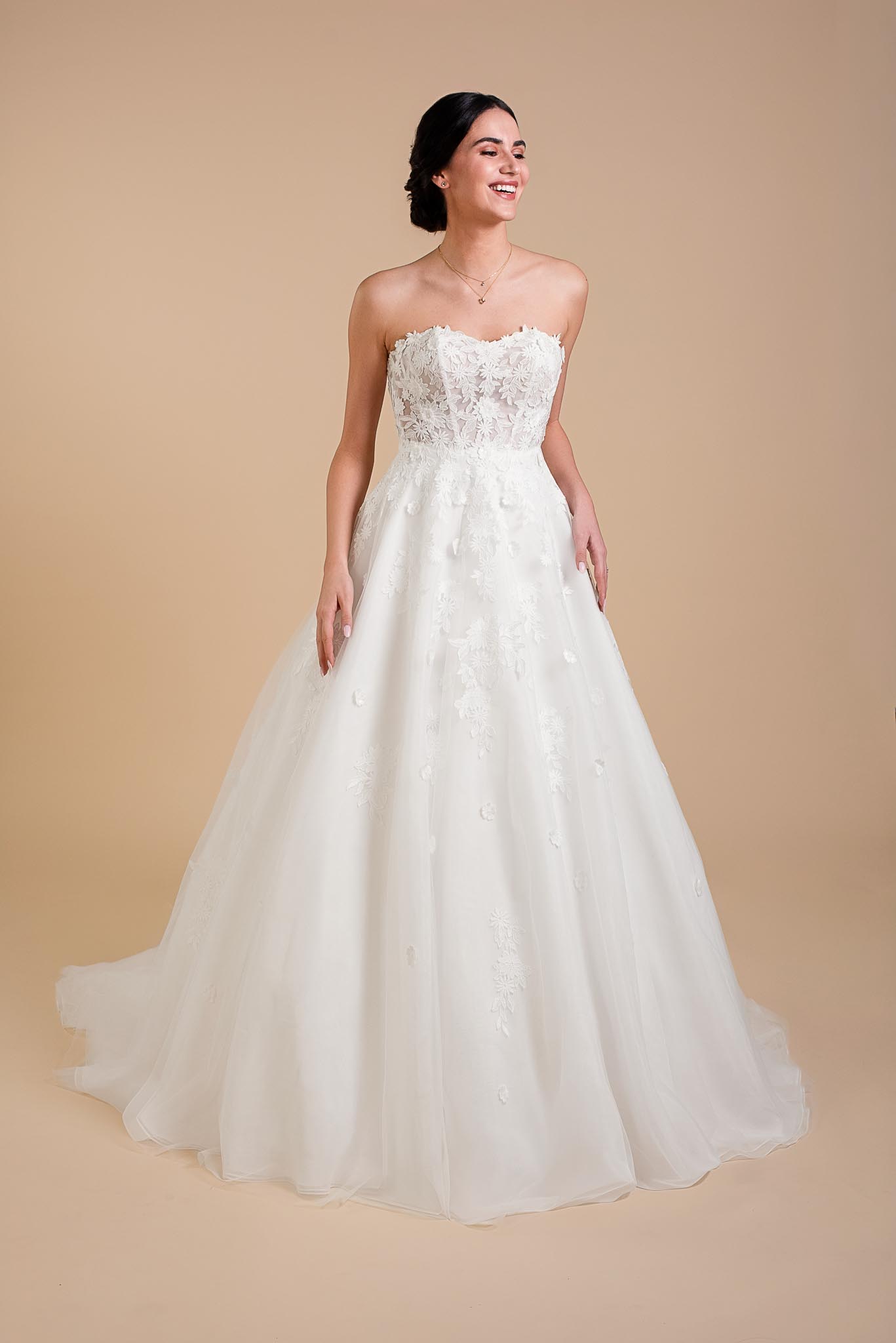 IONNA-5685 Robe de mariée Ionna collection Eglantine 2027 dentelle